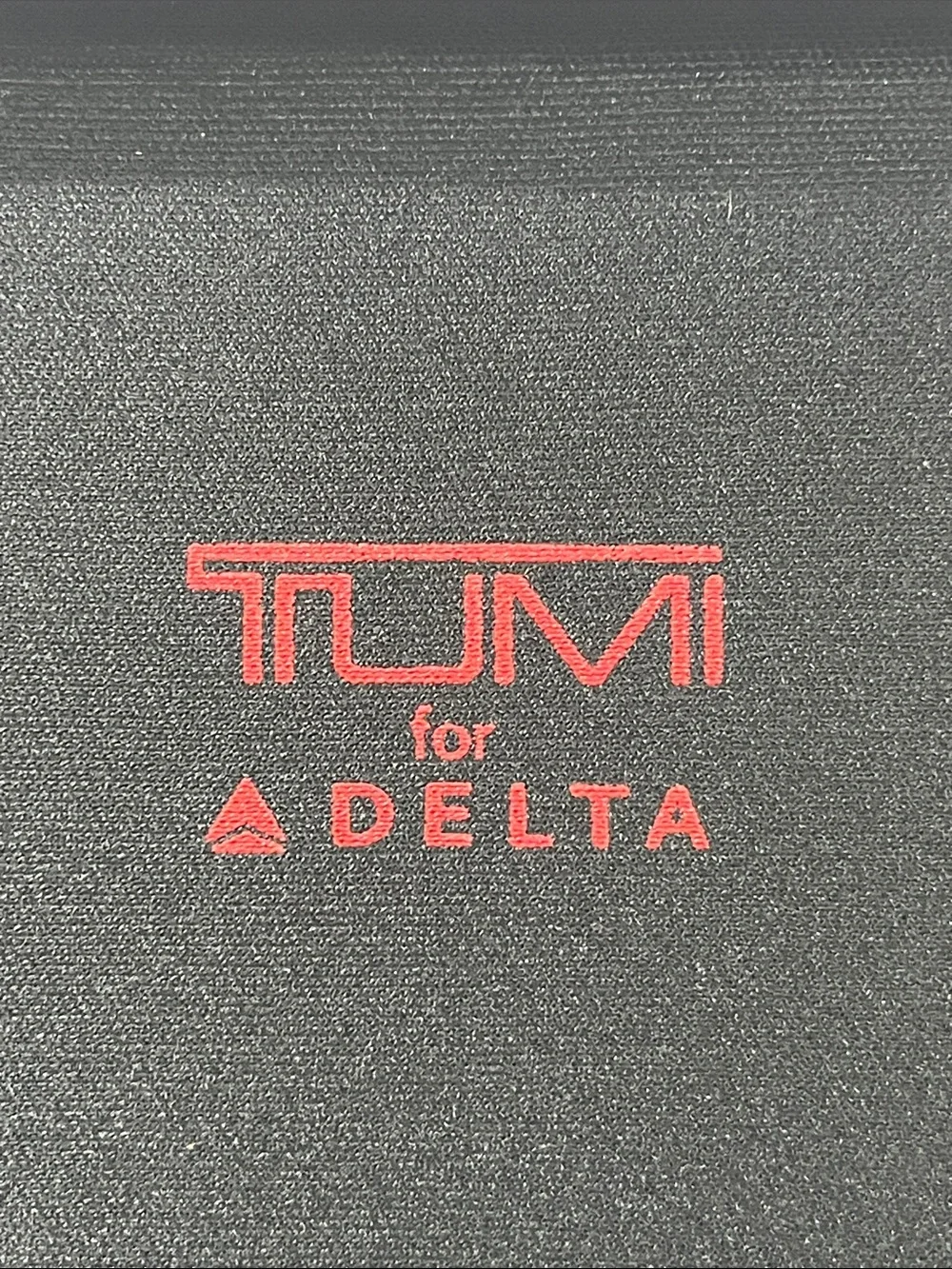 Tumi Accessory/Travel Case - Black - with Travel Samples - new with flaw